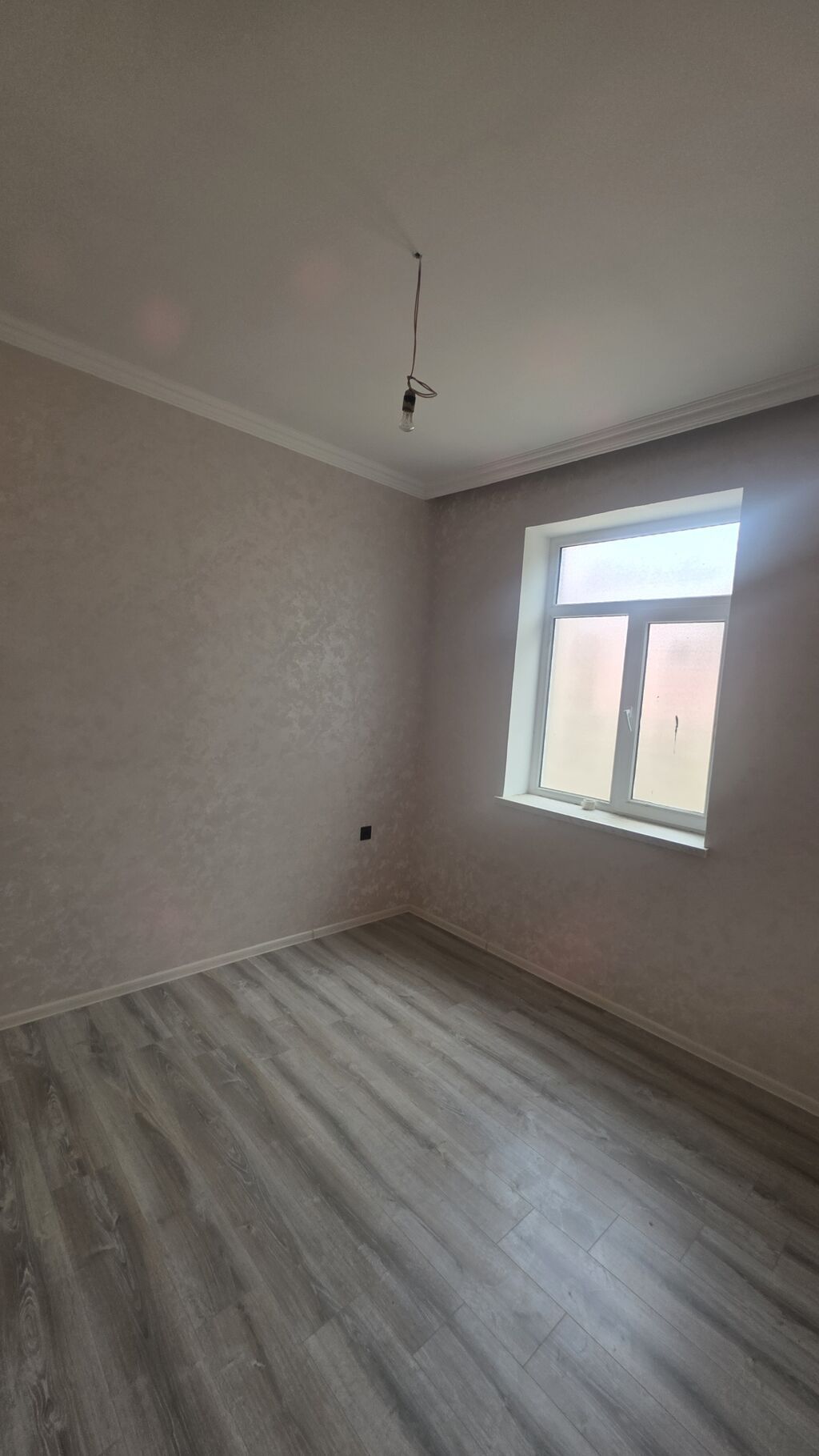 4 otaqlı, 130 kv. m, Yeni təmirli
