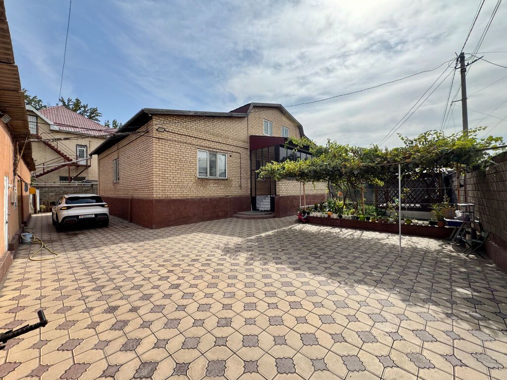 4 комнаты, 191 м², 8 соток, Бишкек, ул. Щербакова / Элебесова Агентство недвижимости: фото 2