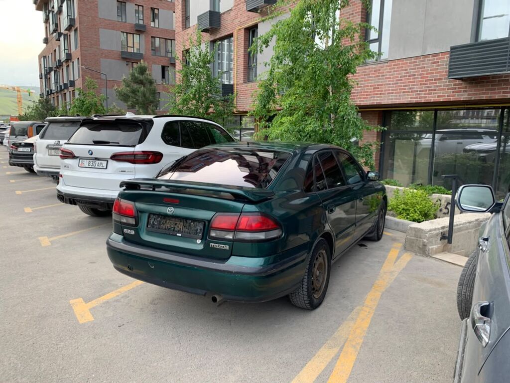 Mazda 626: 1999 г., 1.9 л, Автомат, Бензин, Седан: фото 2