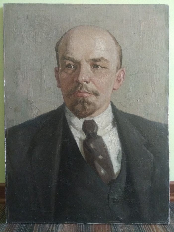 Антиквариат: Портрет В. Ленина, старый привезён из Ташкента. в отличном исполнении на lalafo.kg Портрет В. Ленина, старый привезён из Ташкента. в отличном исполнении в Лебединовка