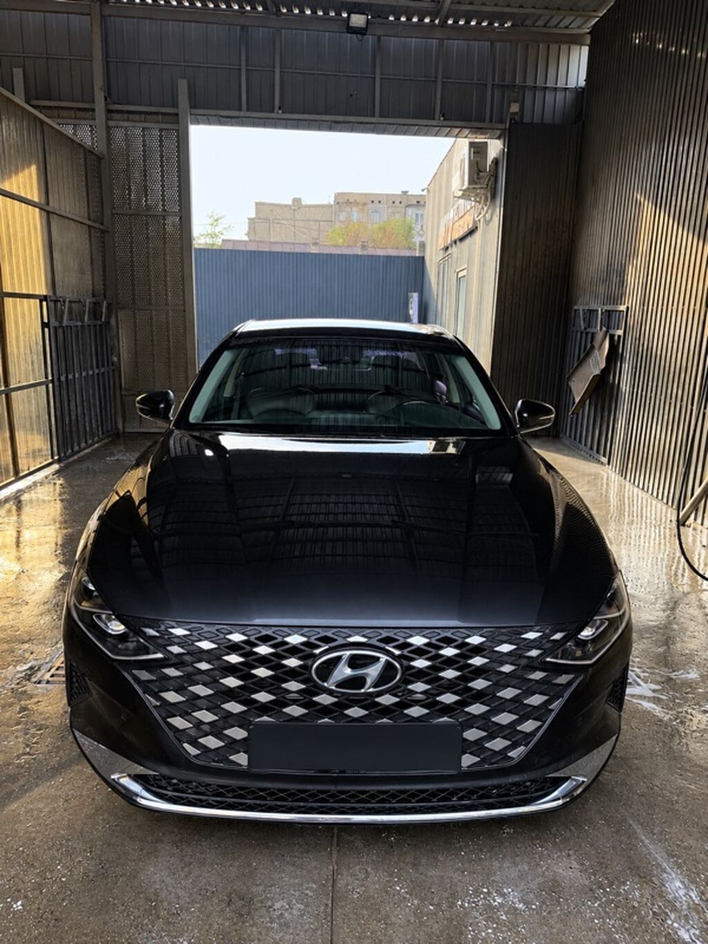 Hyundai Grandeur: 2020 г., 2.5 л, Автомат, Бензин, Седан: фото 2
