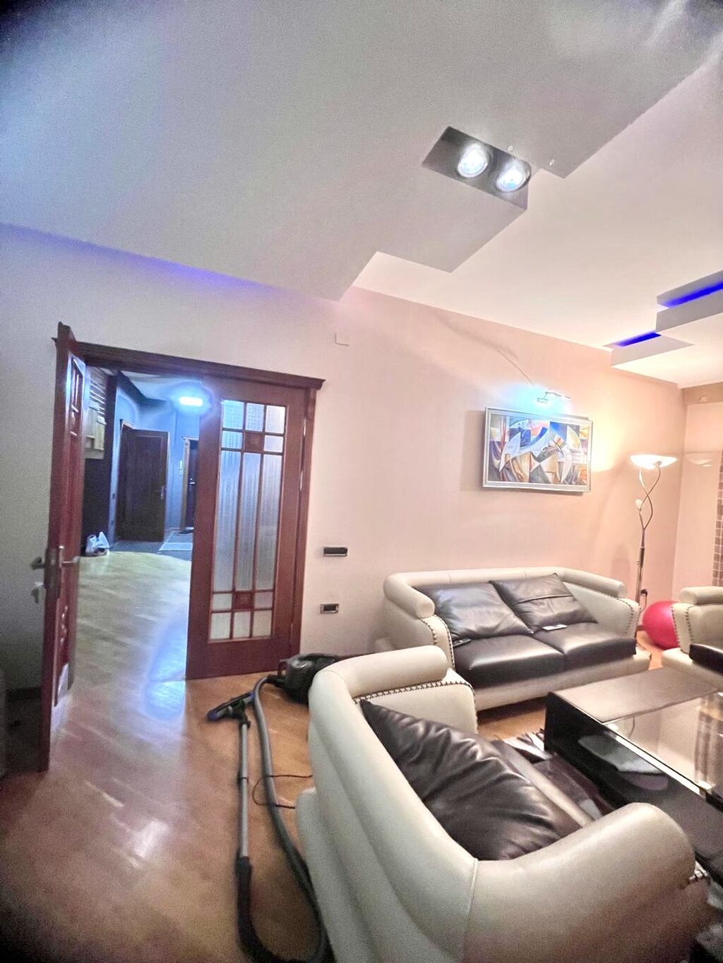 Yasamal, 5 otaqlı, Yeni tikili, m. İnşaatçılar, 250 kv. m
