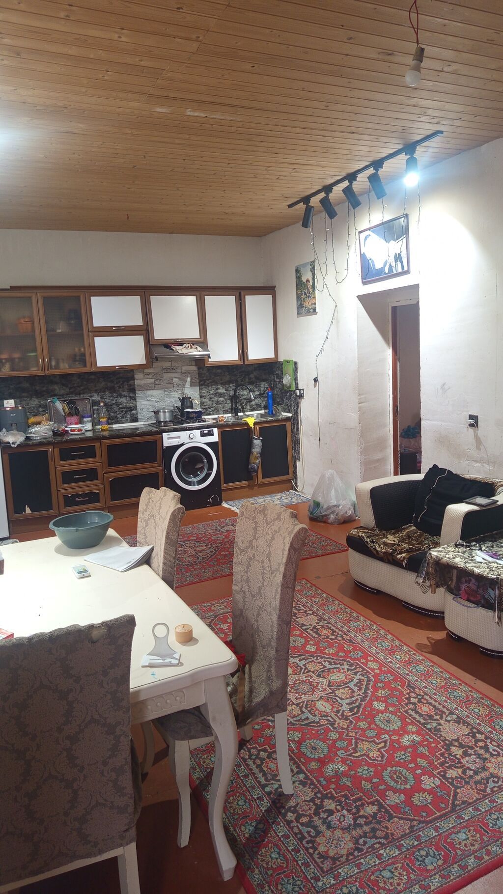 Sumqayıt, 80 kv. m, 3 otaqlı, Hovuzsuz, Qaz, İnternet, İşıq