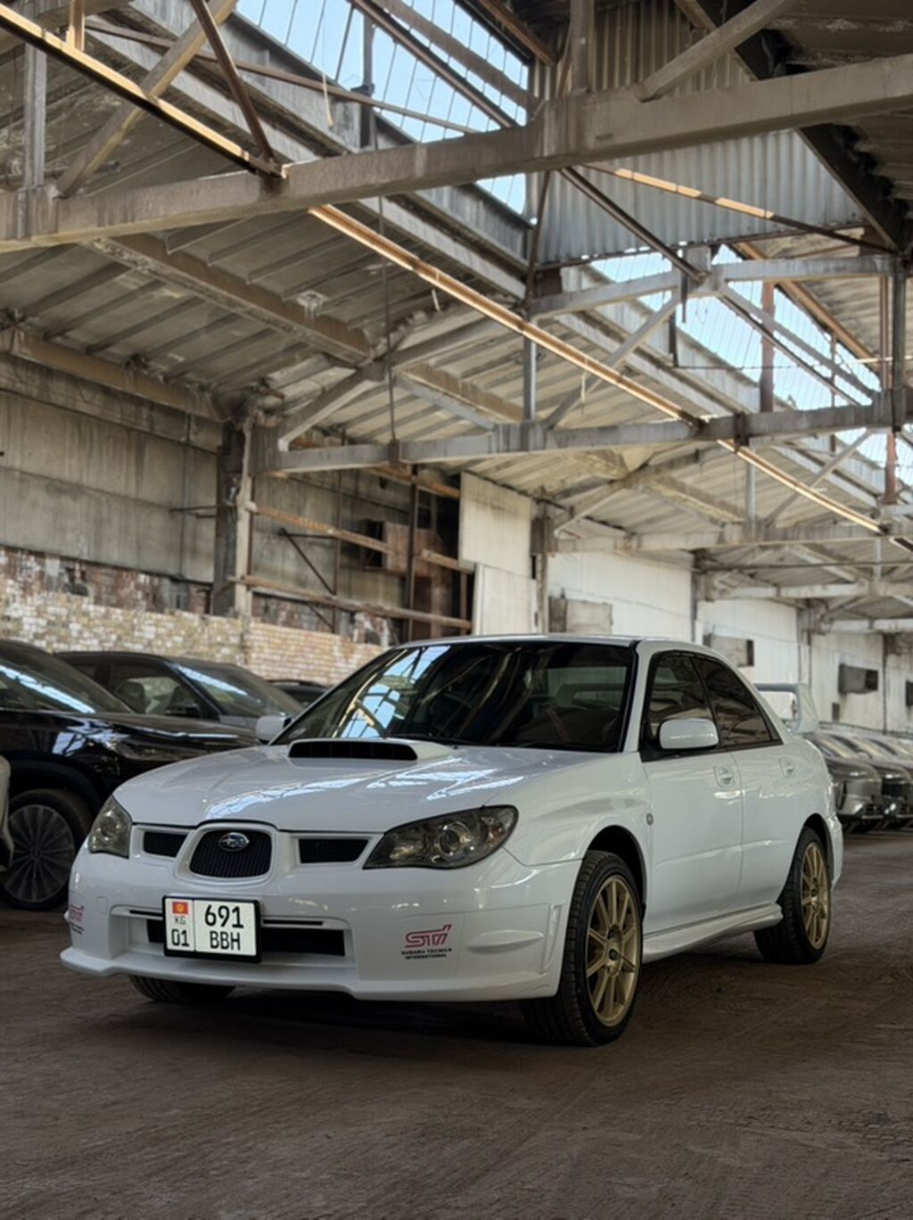 Subaru Impreza WRX: 2006 г., 2 л, Механика, Бензин, Седан: фото 3
