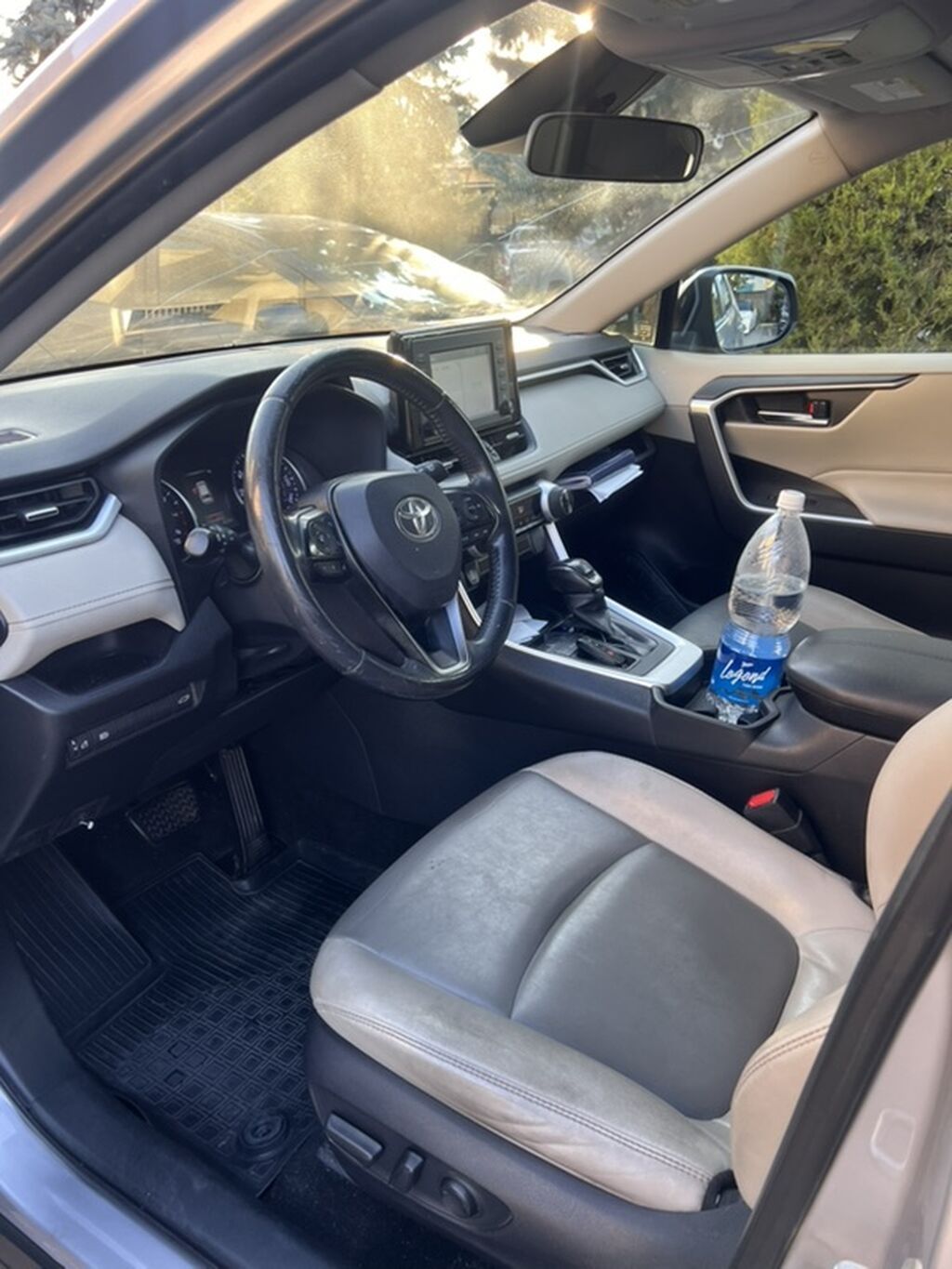 Toyota RAV4: 2019 г., 2.5 л, Автомат, Бензин, Кроссовер: фото 8