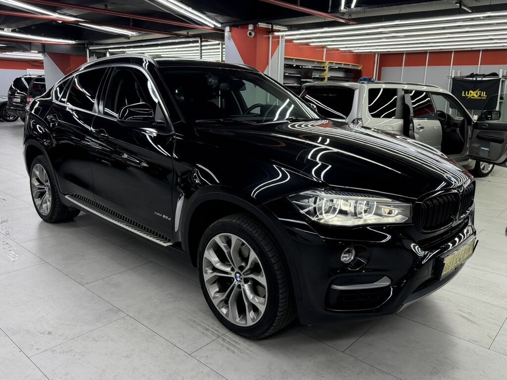 BMW X6: 2018 г., 3 л, Автомат, Дизель, Кроссовер: фото 4