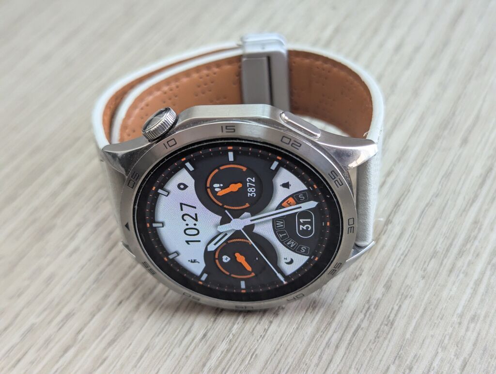 Huawei Watch GT 4 (46mm) Silver — Состояние новых + фирменный кожанный: фото 2