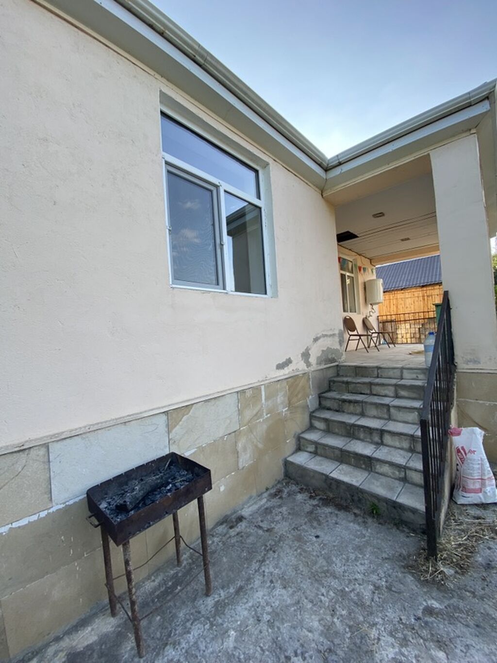 122 kv. m, 3 otaqlı, Hovuzsuz, Telefon, Artezian quyusu, Qaz