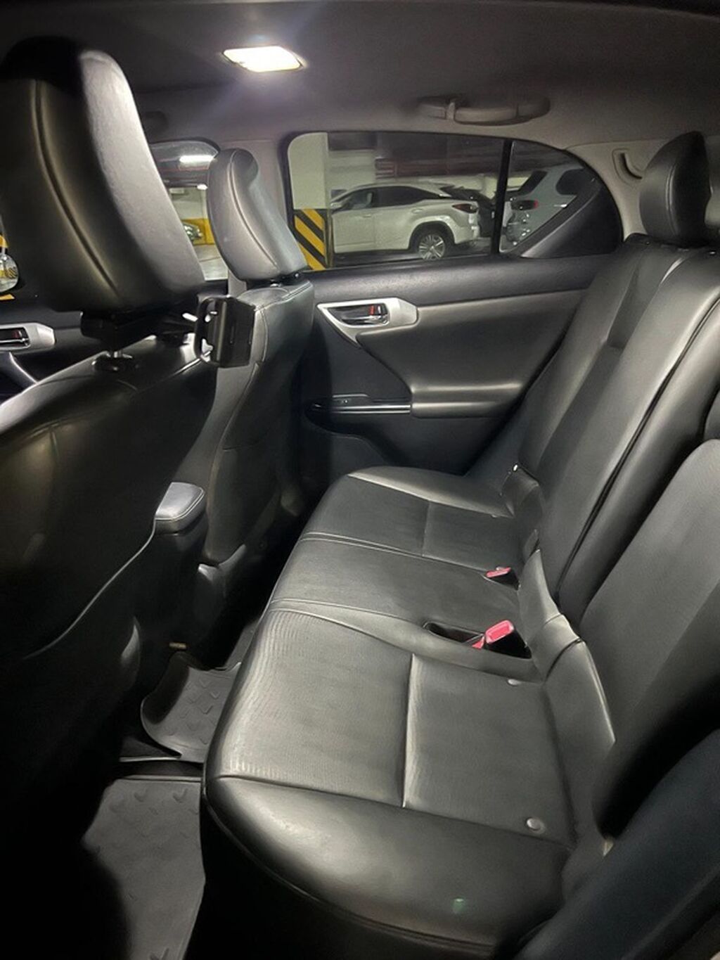 Lexus CT: 2011 г., 1.8 л, Автомат, Гибрид, Хэтчбэк: фото 8