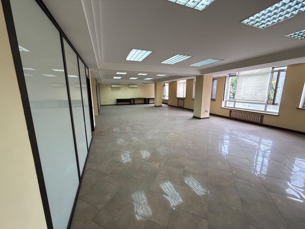 Продажа офисов 402 м², Многоэтажное здание, 2 этаж