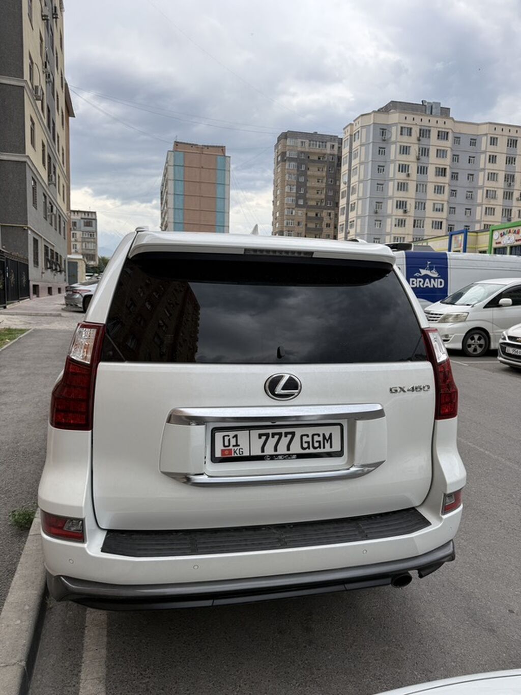 Lexus GX: 2022 г., 4.6 л, Автомат, Бензин, Внедорожник — фото 5