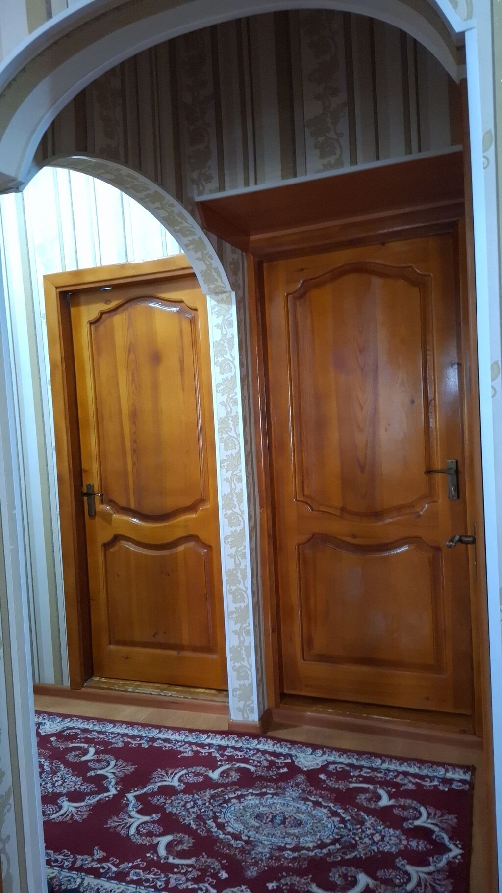 3 ком квартира 3 этаж со всеми удобствами в центре города Оша . Из: фото 6