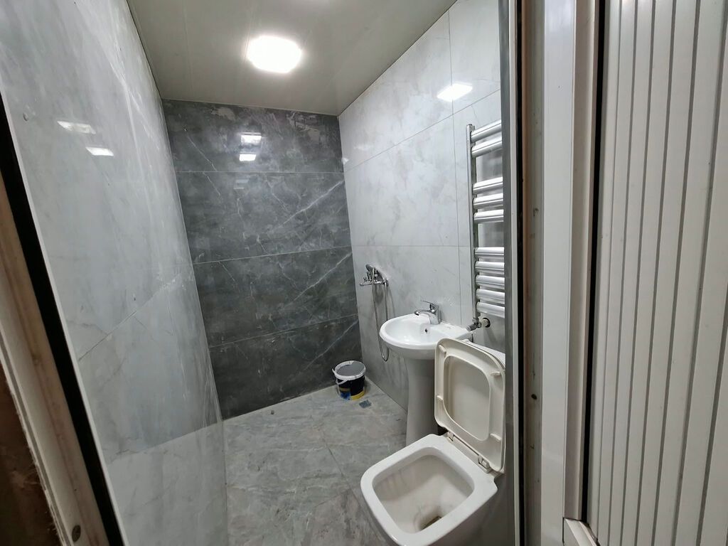 Bakı, 3 otaqlı, Köhnə tikili, 75 kv. m