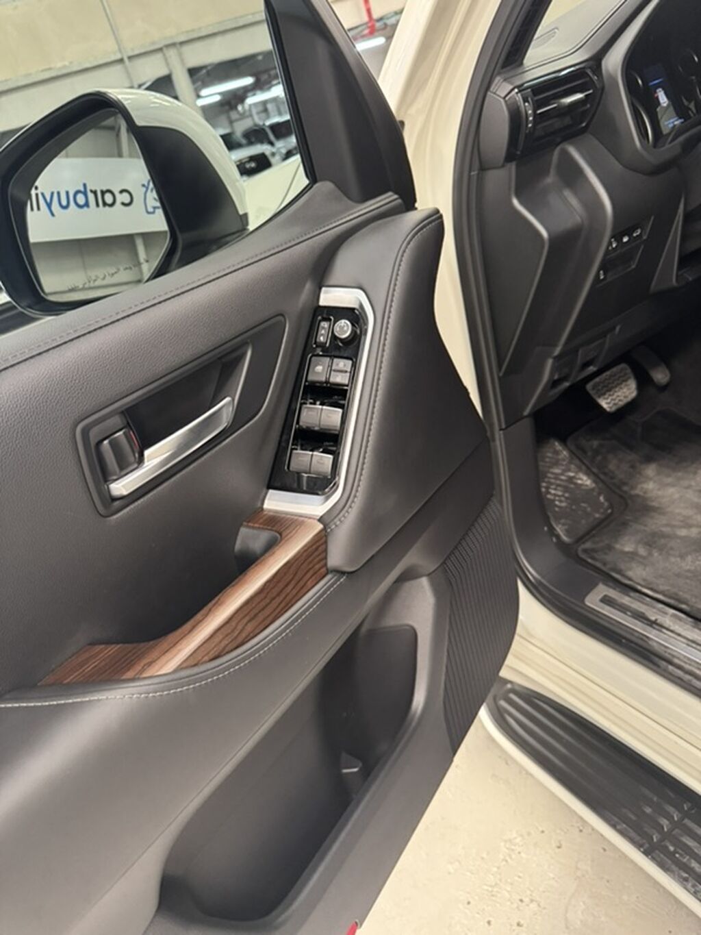 Toyota Land Cruiser: 2022 г., 3.5 л, Автомат, Бензин, Внедорожник: фото 8