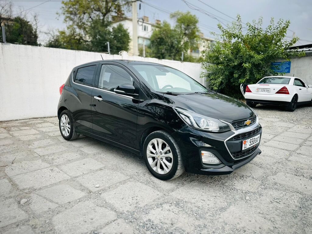 Chevrolet Spark: 2020 г., 1 л, Автомат, Бензин, Хэтчбэк: фото 2