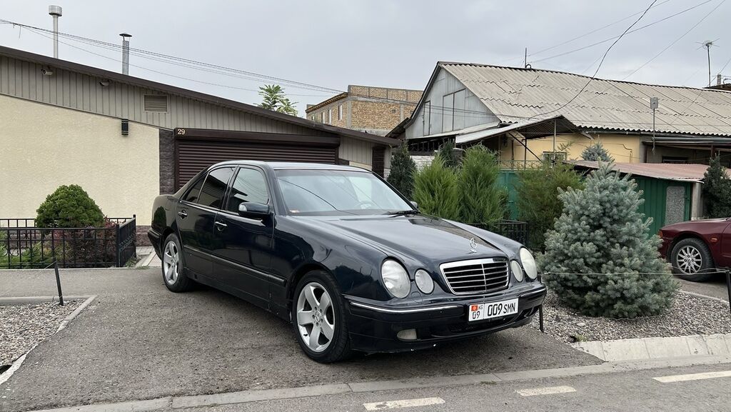 Mercedes-Benz E-Class: 2000 г., 3.2 л, Автомат, Бензин, Седан: фото 2