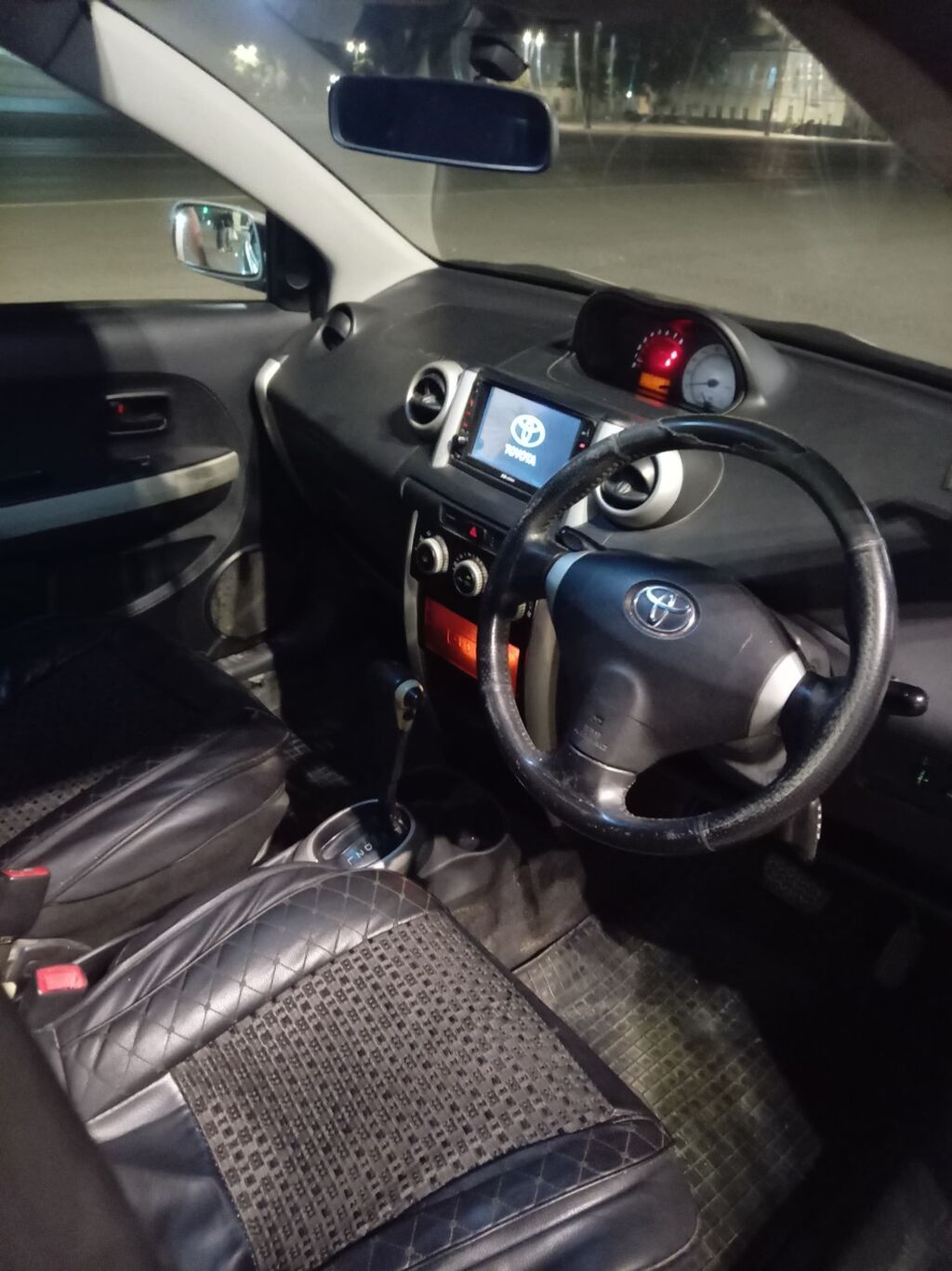 Toyota Ist: 2003 г., 1.5 л, Автомат, Бензин, Хэтчбэк: фото 7