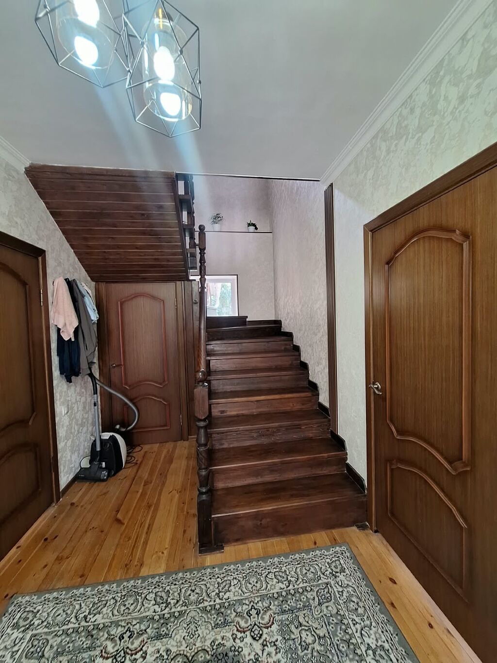 300 м², 6 комнат и более: фото 7