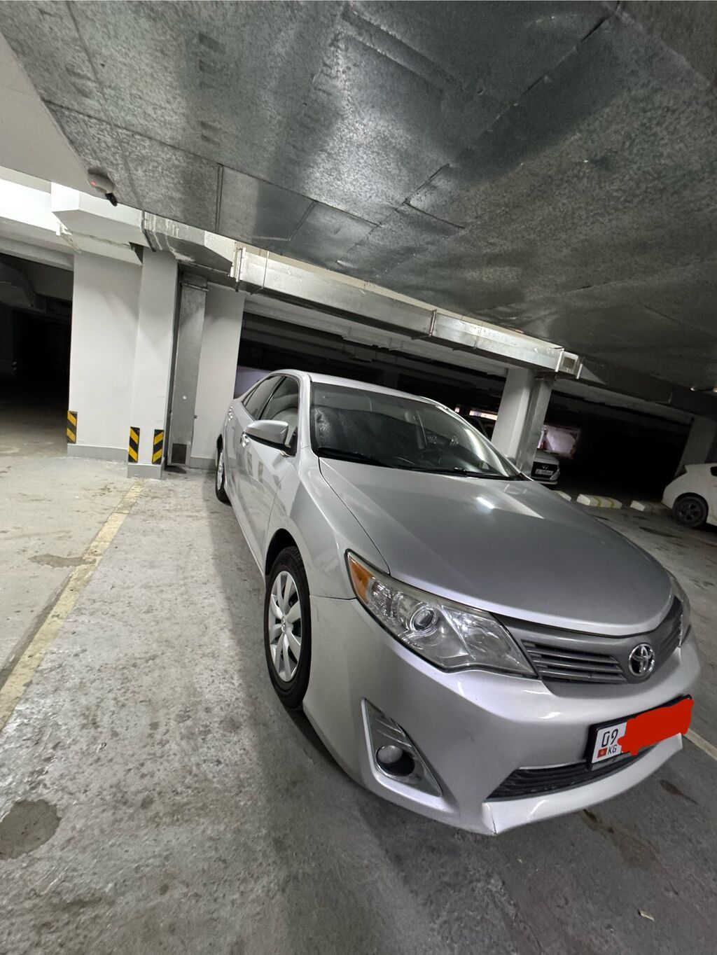 Toyota Camry: 2012 г., 2.5 л, Автомат, Бензин, Седан — фото 2