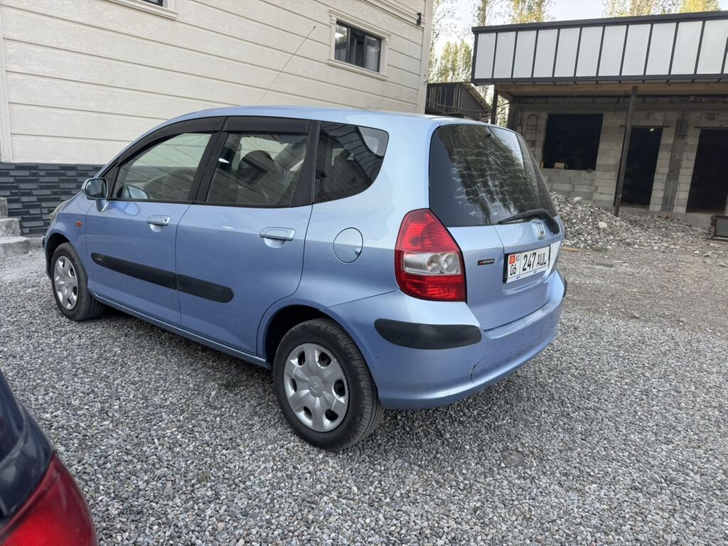 Honda Jazz: 2004 г., 1.5 л, Механика, Бензин, Хэтчбэк: фото 5