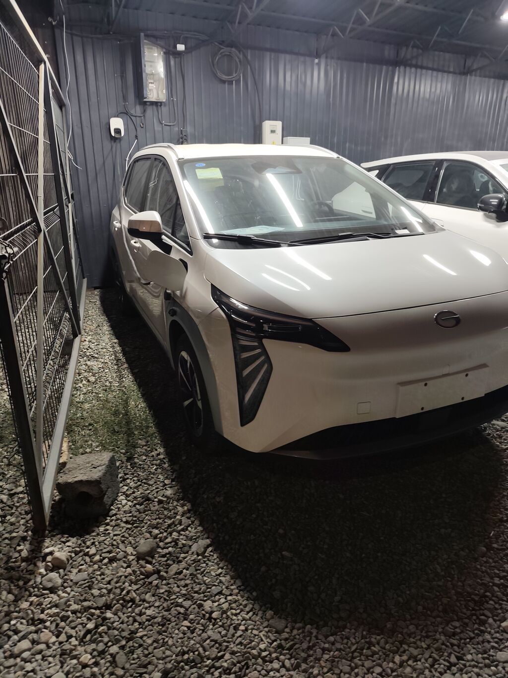 Электромобиль GAC Aion Y (белый, кросс-вэн) запас хода 510 батарейка: фото 3