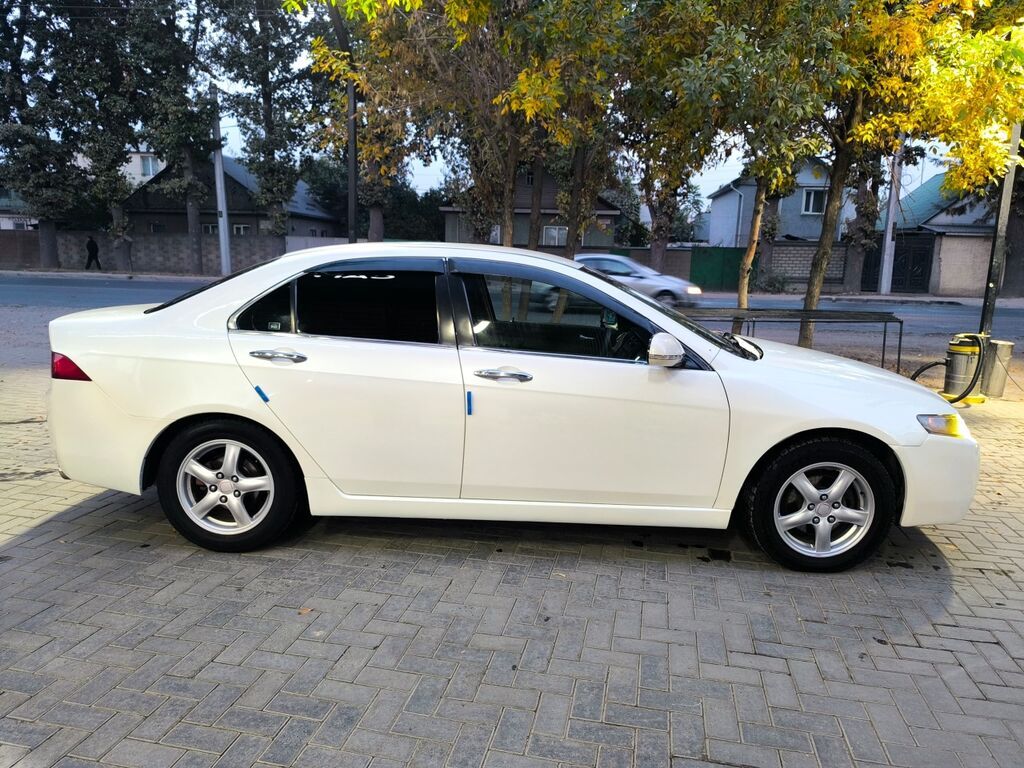 Honda Accord: 2003 г., 2 л, Автомат, Бензин, Седан: фото 7