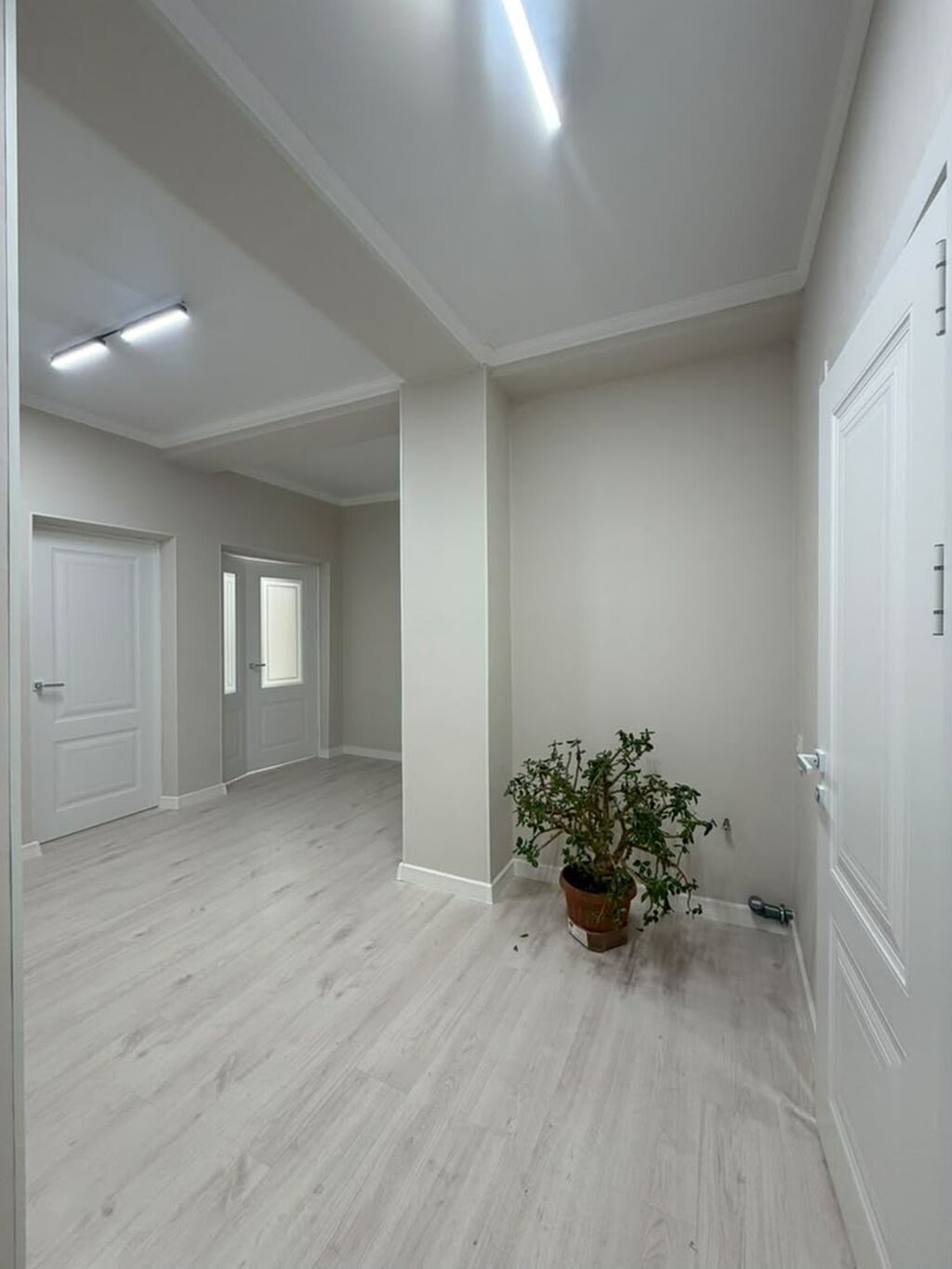 3 комнаты, 106 м², Джал-15 Элитка, 3 этаж, Дизайнерский ремонт: фото 6