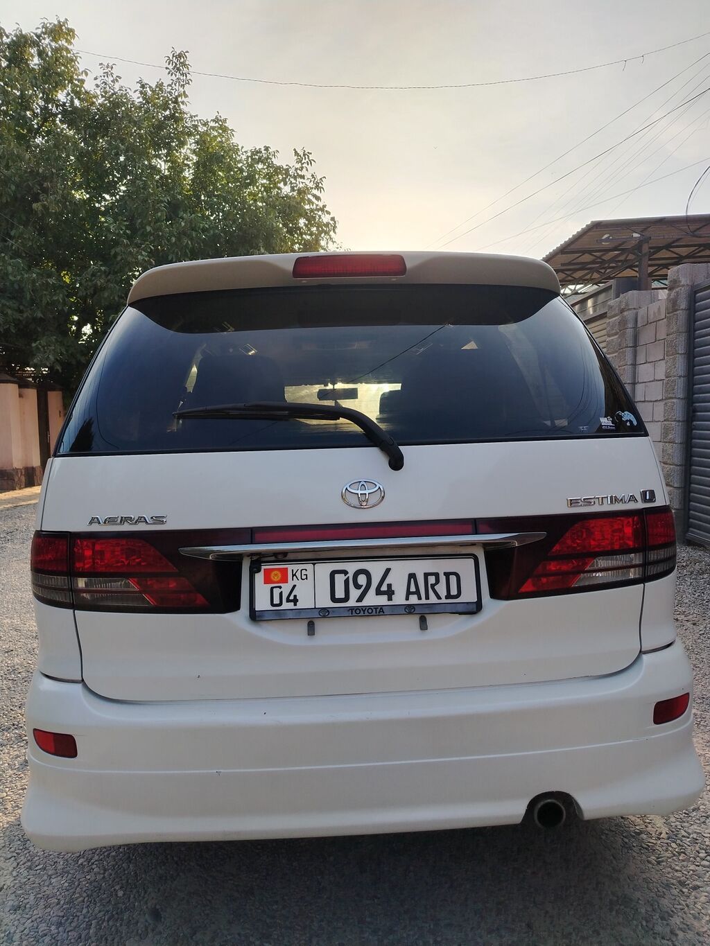 Toyota Estima: 2004 г., 2.4 л, Автомат, Газ, Минивэн: фото 5