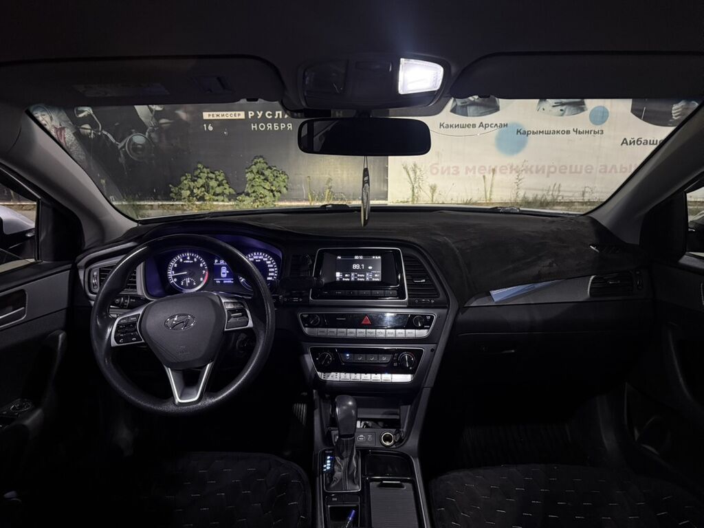 Hyundai Sonata: 2019 г., 2 л, Автомат, Газ, Седан: фото 1