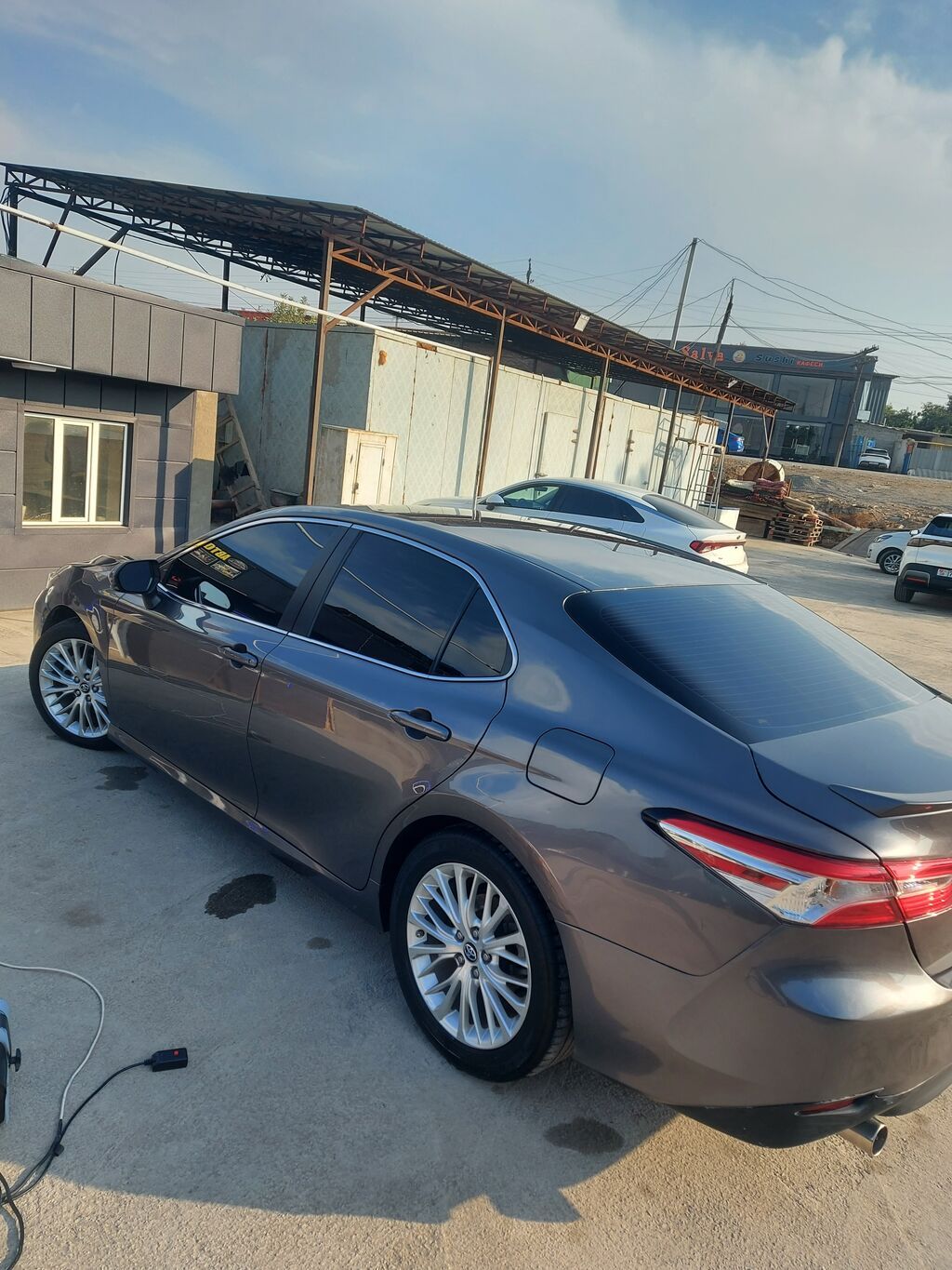 Toyota Camry: 2018 г., Автомат, Бензин, Седан: фото 4