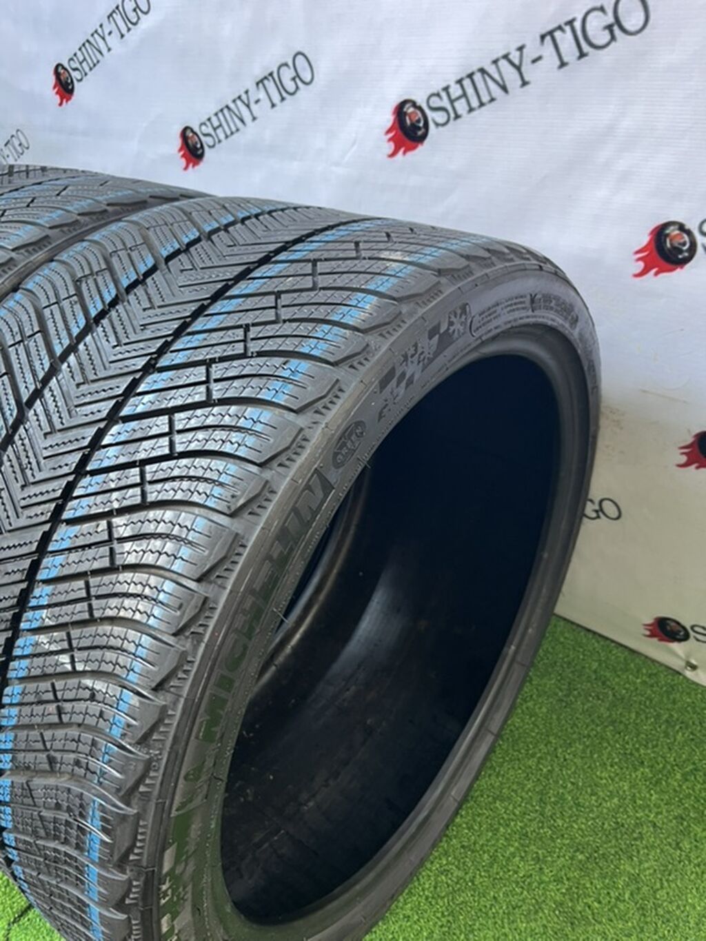 Шины 295 / 30 / R 20, Зима, Б/у, Пара, Легковые, Франция, Michelin: фото 2