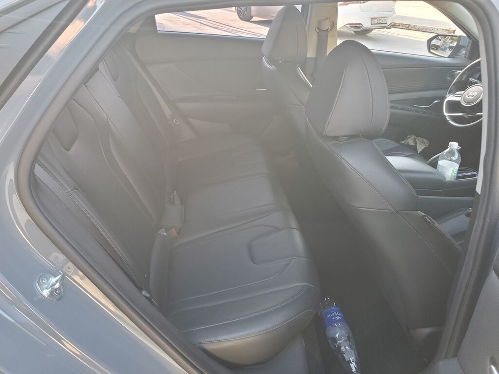 Hyundai Avante: 2021 г., Автомат, Седан: фото 3