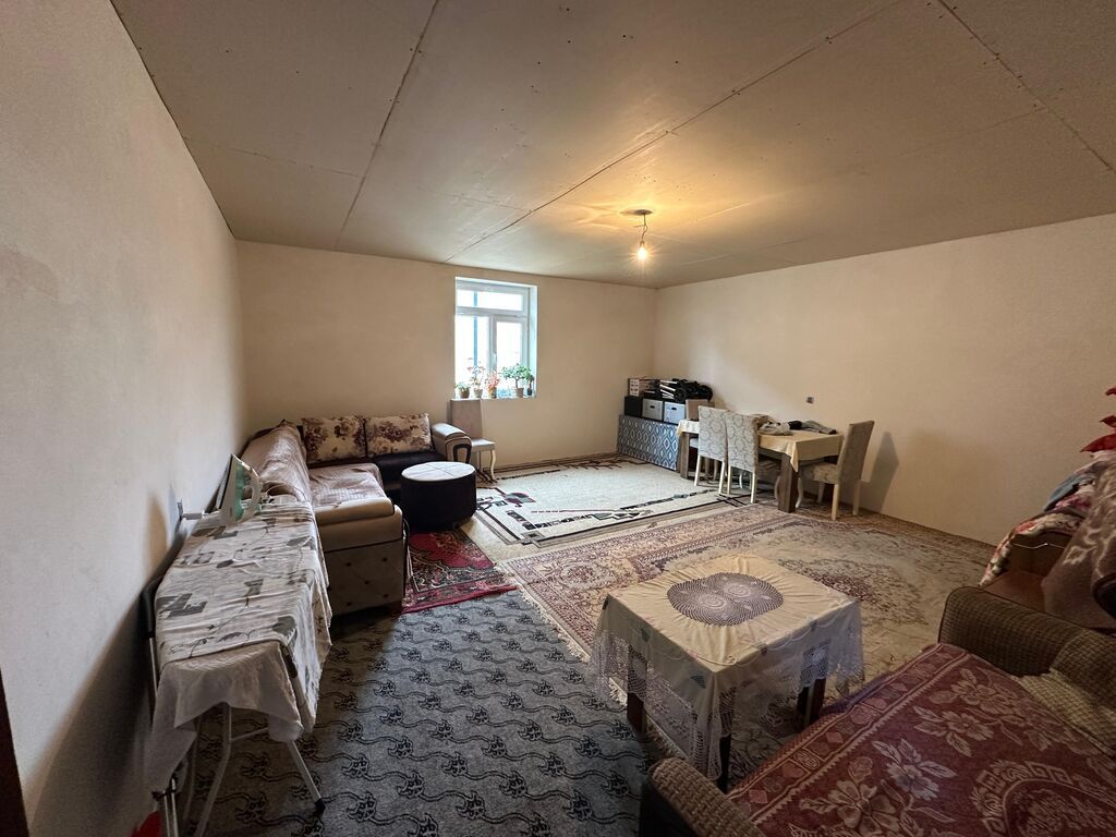 6 otaqlı, 230 kv. m, Yeni təmirli