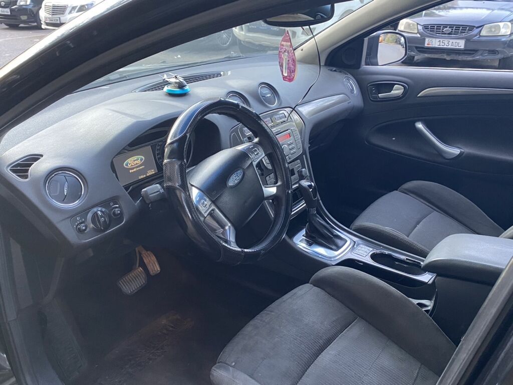 Ford Mondeo: 2008 г., 2.2 л, Автомат, Бензин, Лифтбек: фото 3