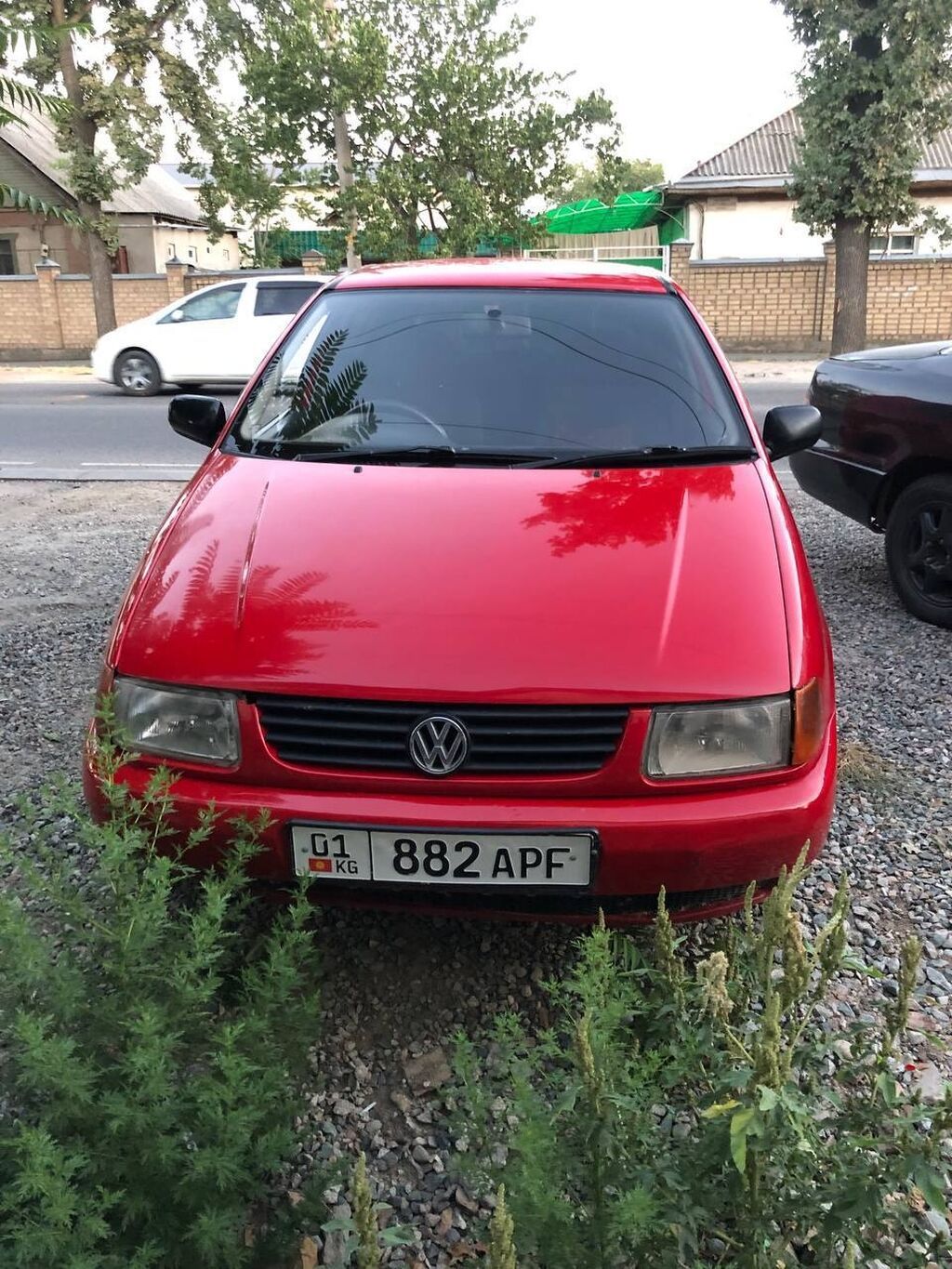 Volkswagen Polo: 1998 г., Автомат, Бензин, Хэтчбэк: фото 3