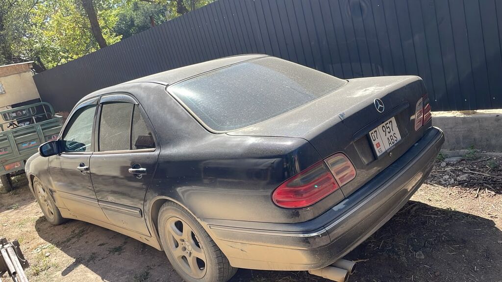Mercedes-Benz E-Class: 2001 г., 2.8 л, Автомат, Бензин, Седан: фото 3