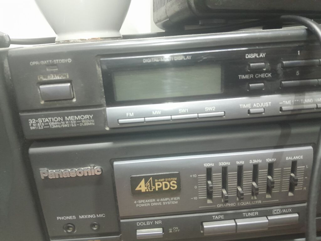 Портативная стереосистема Panasonic RX-CT980 с акустикой S-XBS: фото 5