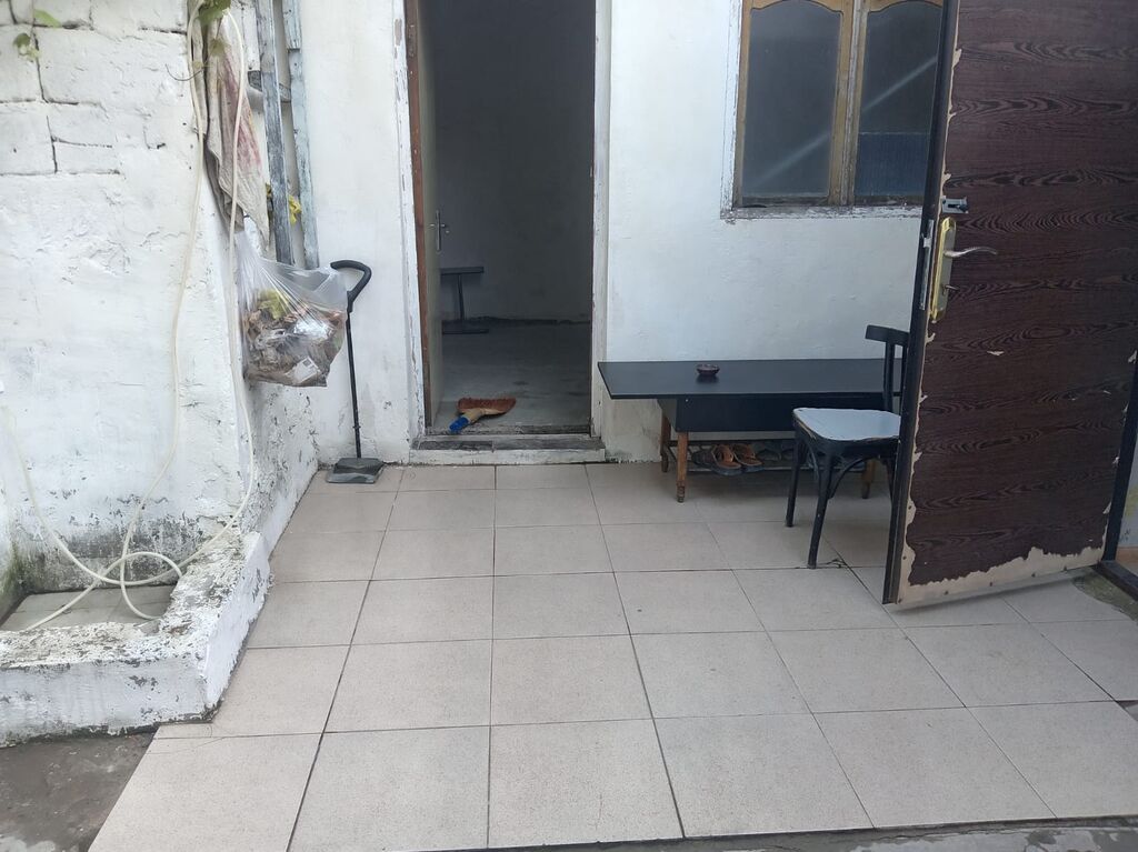 1 otaqlı, 50 kv. m, Kredit yoxdur, Orta təmir