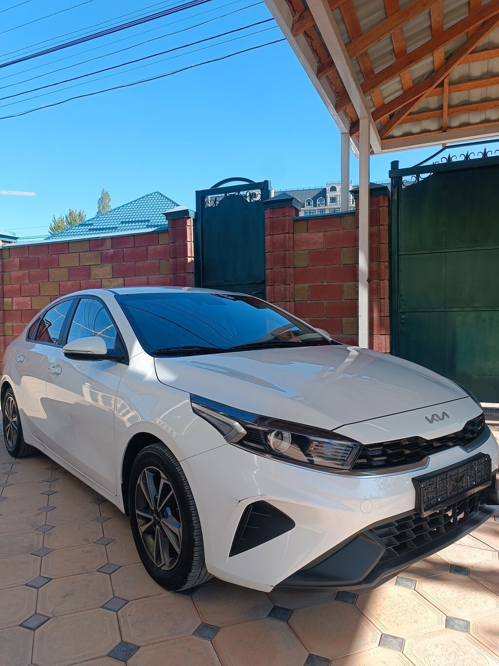 Kia K3: 2021 г., 1.6 л, Автомат, Бензин, Седан: фото 2
