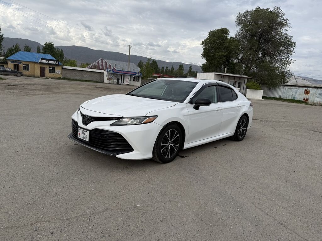 Toyota Camry: 2020 г., 2.5 л, Седан: фото 6