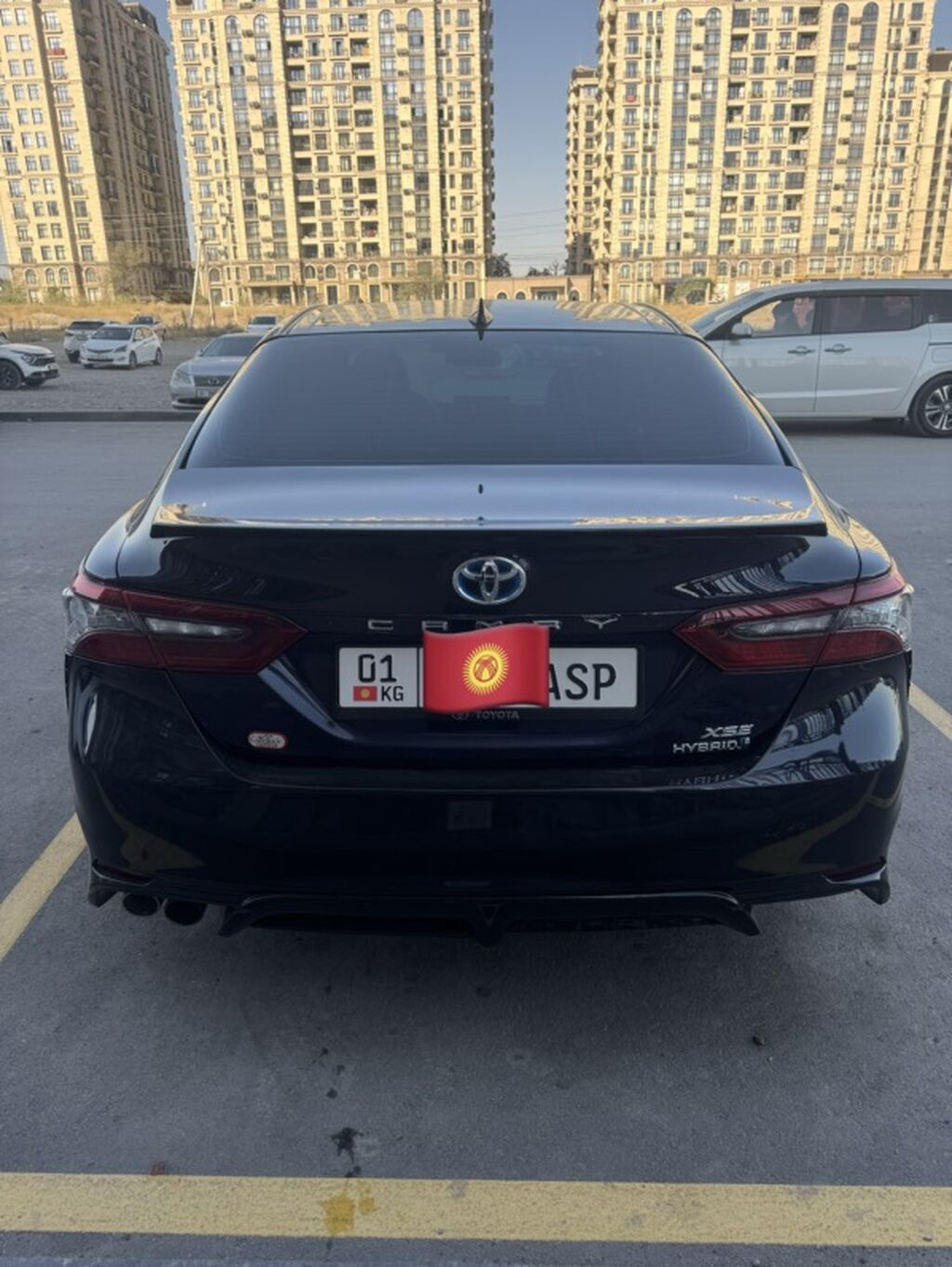 Toyota Camry: 2021 г., 2.5 л, Вариатор, Гибрид, Седан: фото 8