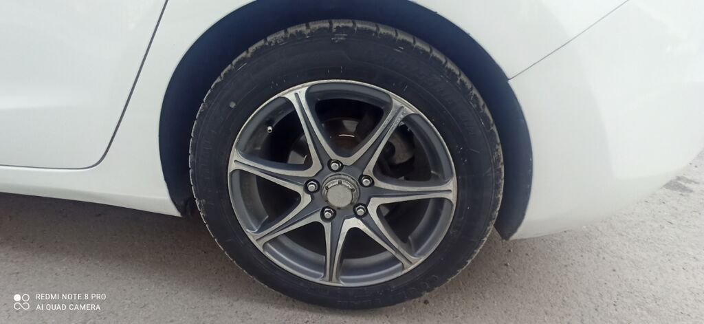Hyundai i30 2016, 1.6 л, механика, универсал: фото 7