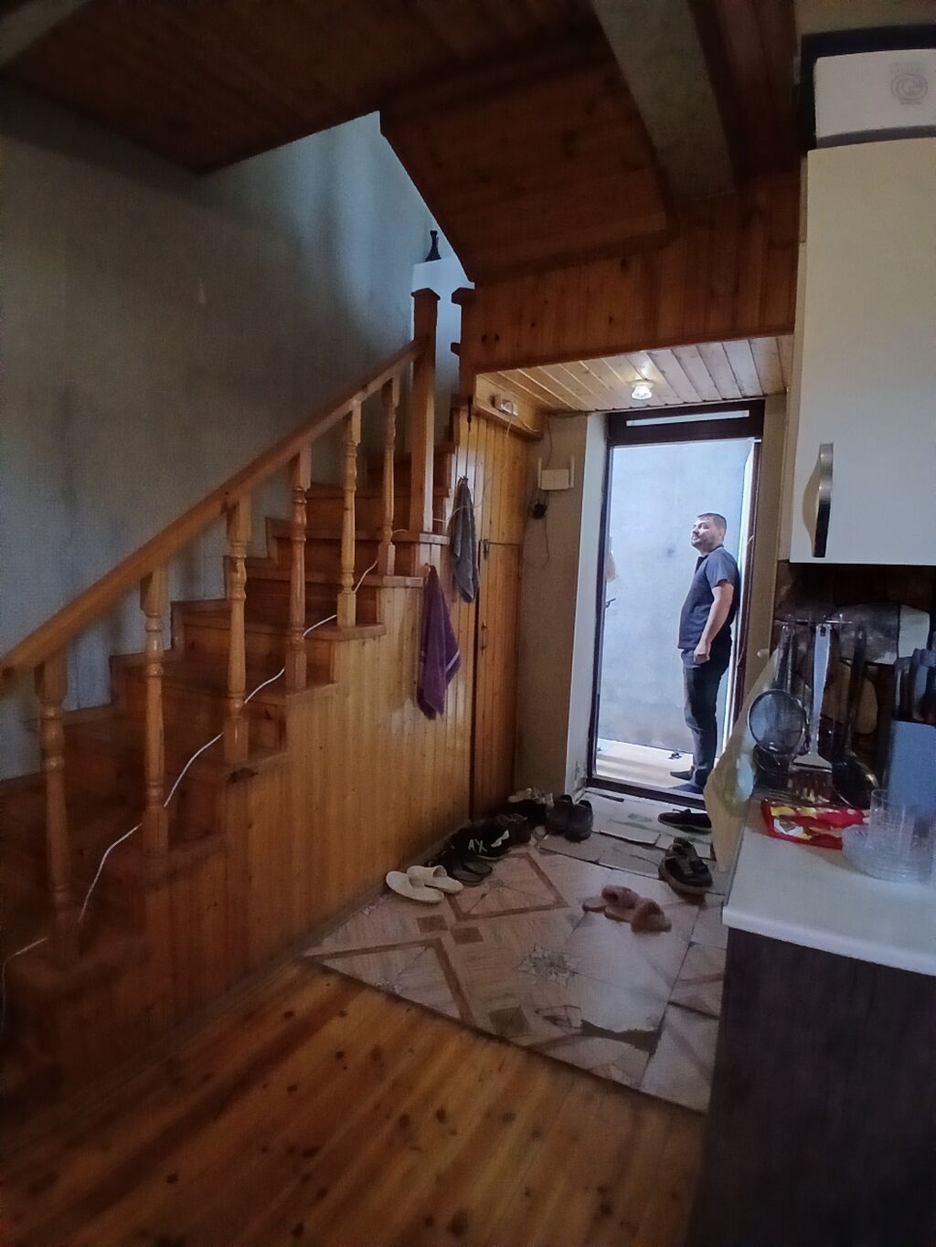 3 otaqlı, 80 kv. m, Orta təmir