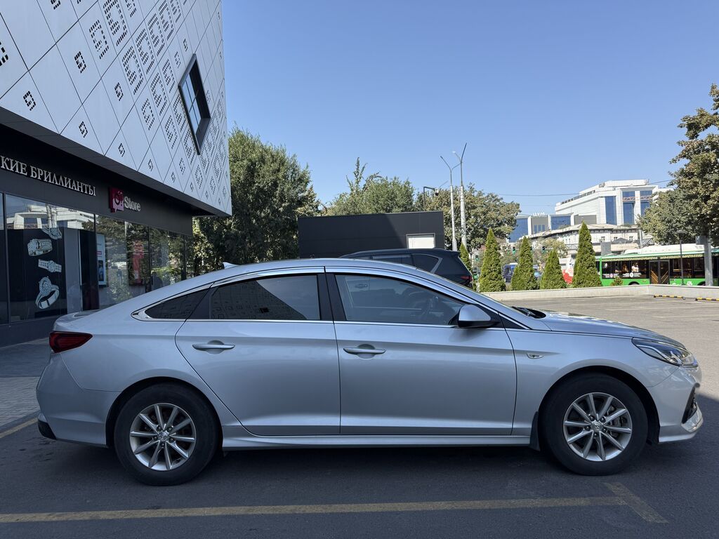 Hyundai Sonata: 2020 г., 2 л, Автомат, Газ, Седан: фото 3