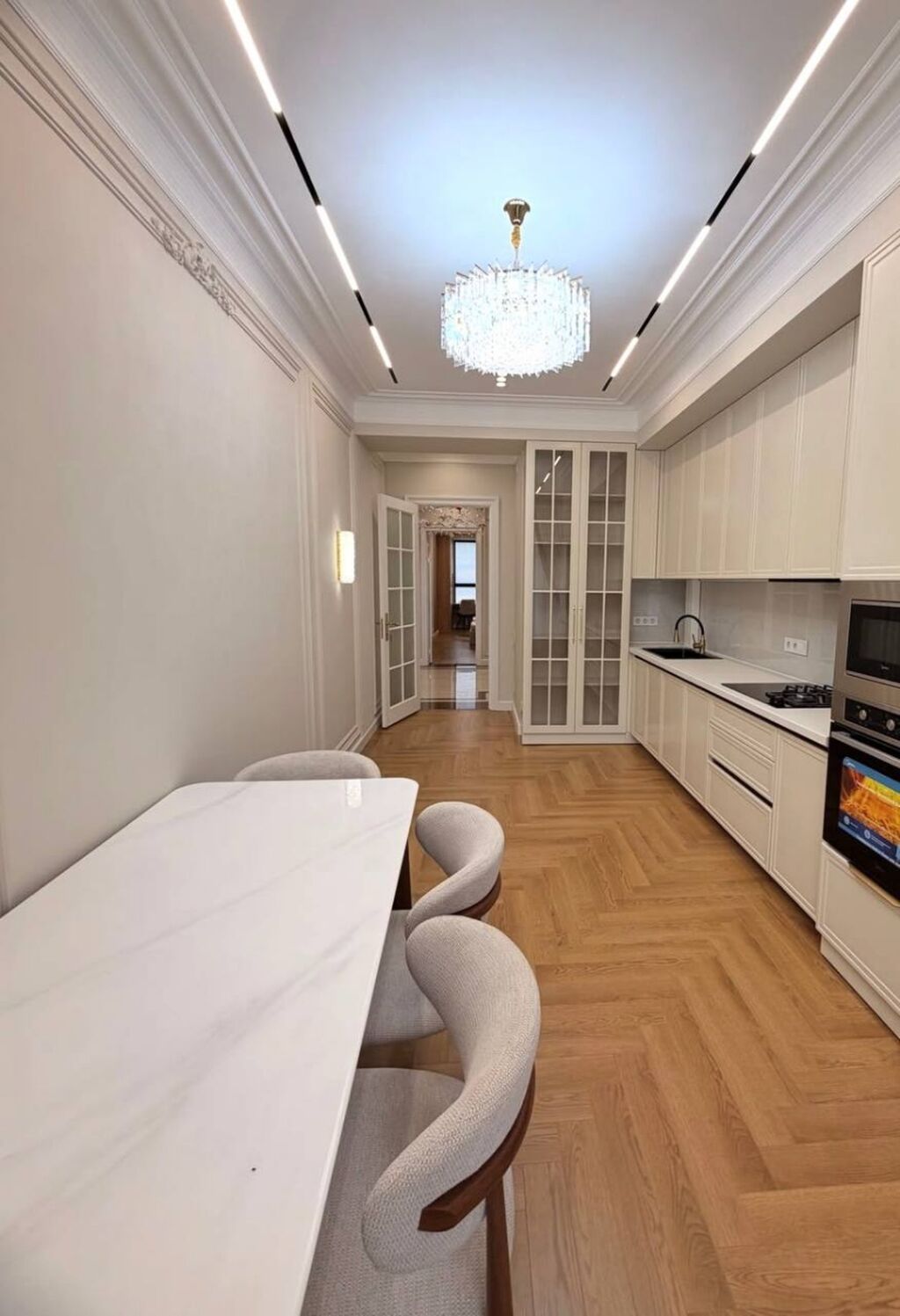 3 комнаты, 105 м², 10 этаж, Дизайнерский ремонт — фото 5