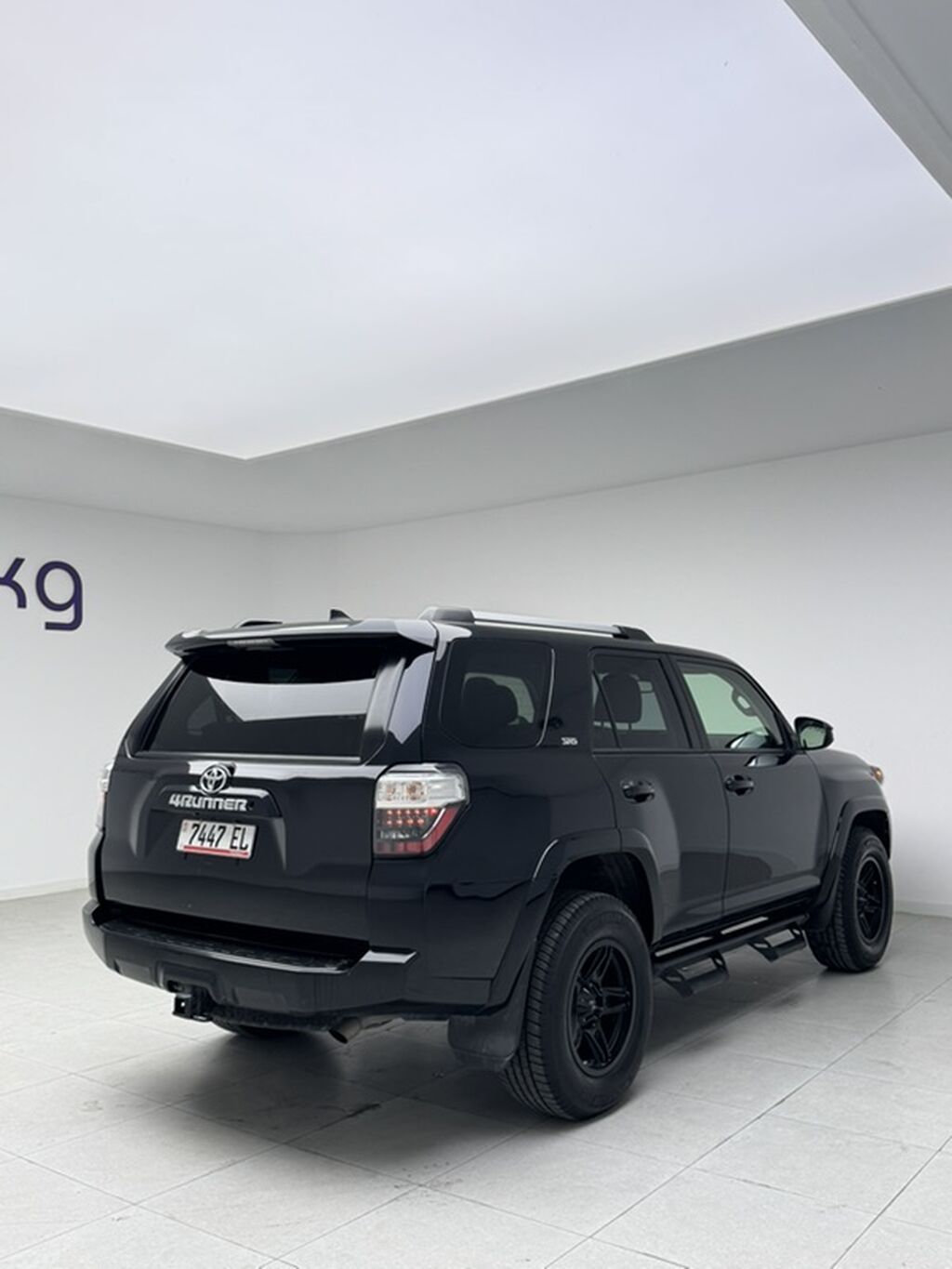 Toyota 4Runner: 2020 г., 4 л, Автомат, Бензин, Внедорожник: фото 5