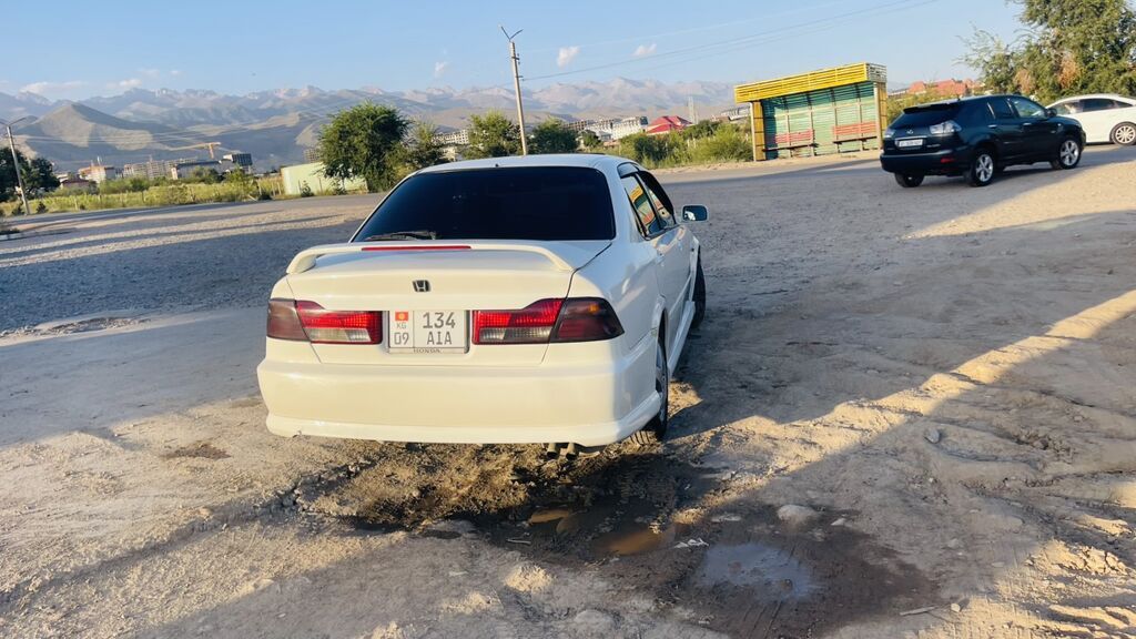 Honda Torneo: 2002 г., 2 л, Автомат, Бензин, Седан: фото 5