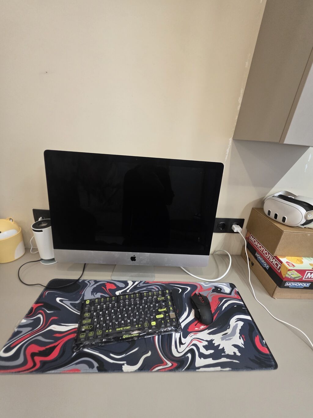 Apple iMac 21.5" (тонкий моноблок с серебристой алюминиевой рамкой и: фото 2