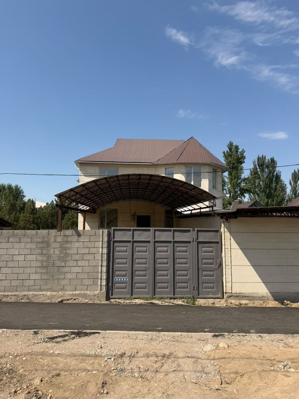 Ак Өргөндөн 2 кабаттуу сонун үй сатылат, толук коммуникациялары менен: фото 2