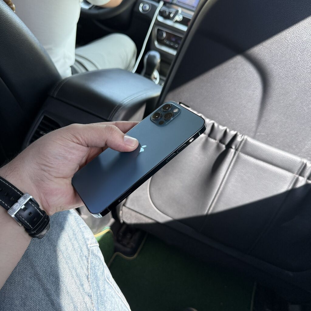 IPhone 12 Pro, Б/у, 256 ГБ, Синий, Чехол, 100 %: фото 7